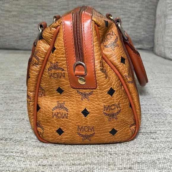 Authentic MCM Cognac Boston Bag. Made in Germany Golf Collection - Picture 4 of 7